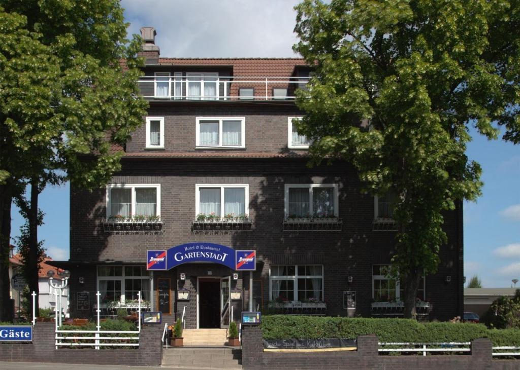 Hotel Und Restaurant Gartenstadt Erfurt Bagian luar foto