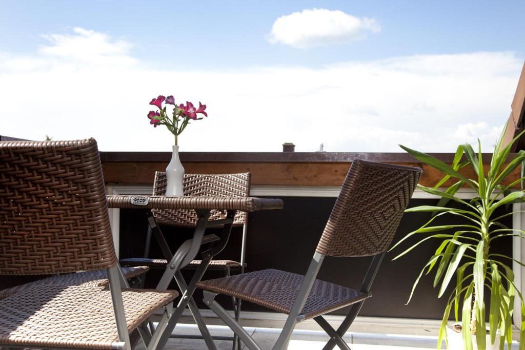 Hotel Und Restaurant Gartenstadt Erfurt Bagian luar foto